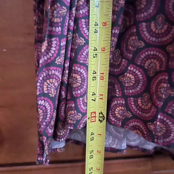 Wrap dress. Fall colors. Midi length. Size XL. - Picture 9 of 9